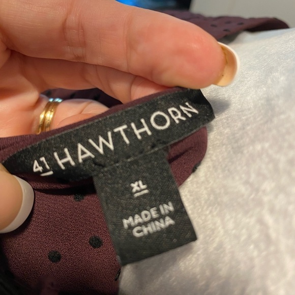 41 Hawthorn Polka Dot V Neck Ruffle Cap Sleeve Scallop Back Purple Black XL - Picture 5 of 6